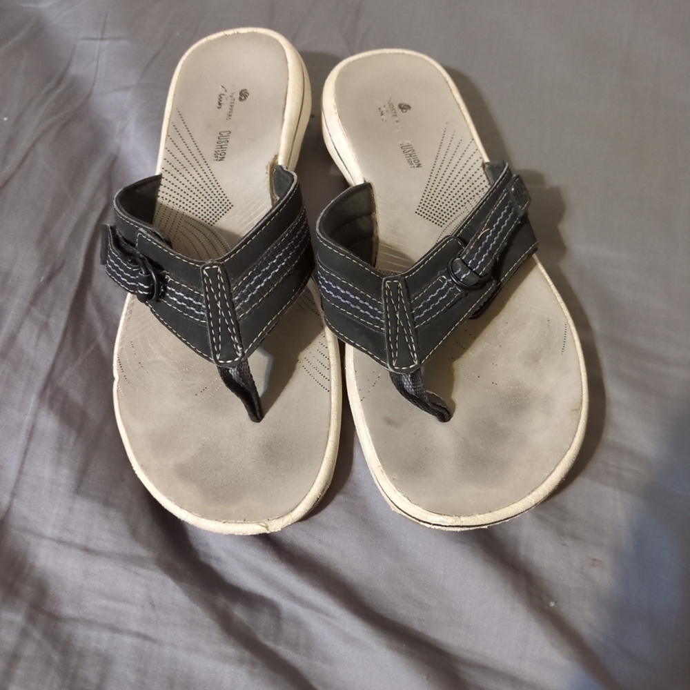 Cloudsteppers By Clarks Cushion Soft Size 7 Sanda… - image 2